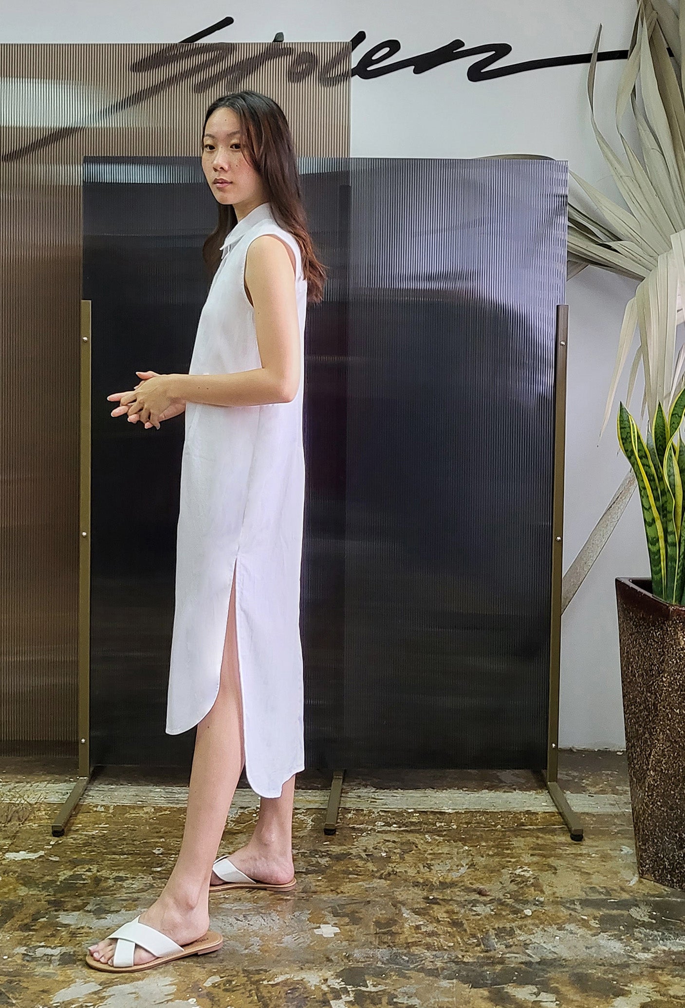 WHITE 015