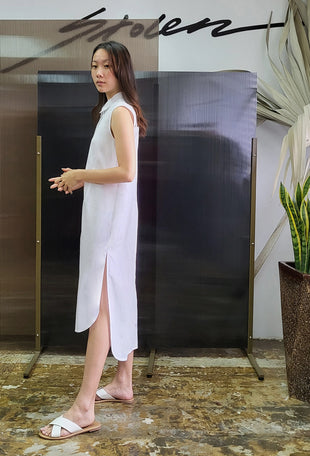 WHITE 015